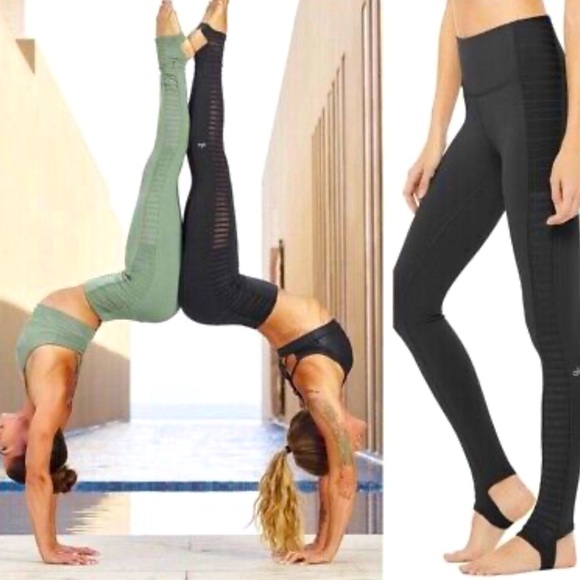 ALO Yoga Pants & Jumpsuits Alo Prism Leggings In Black Fit Like A